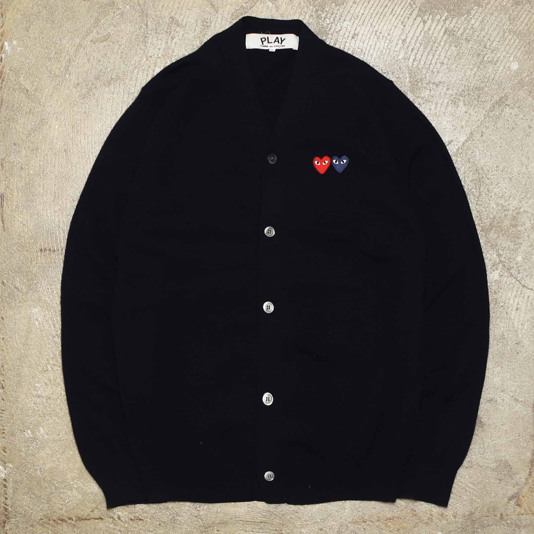 COMME DES GARCONS PLAY HEART CARDIGAN - NAVY