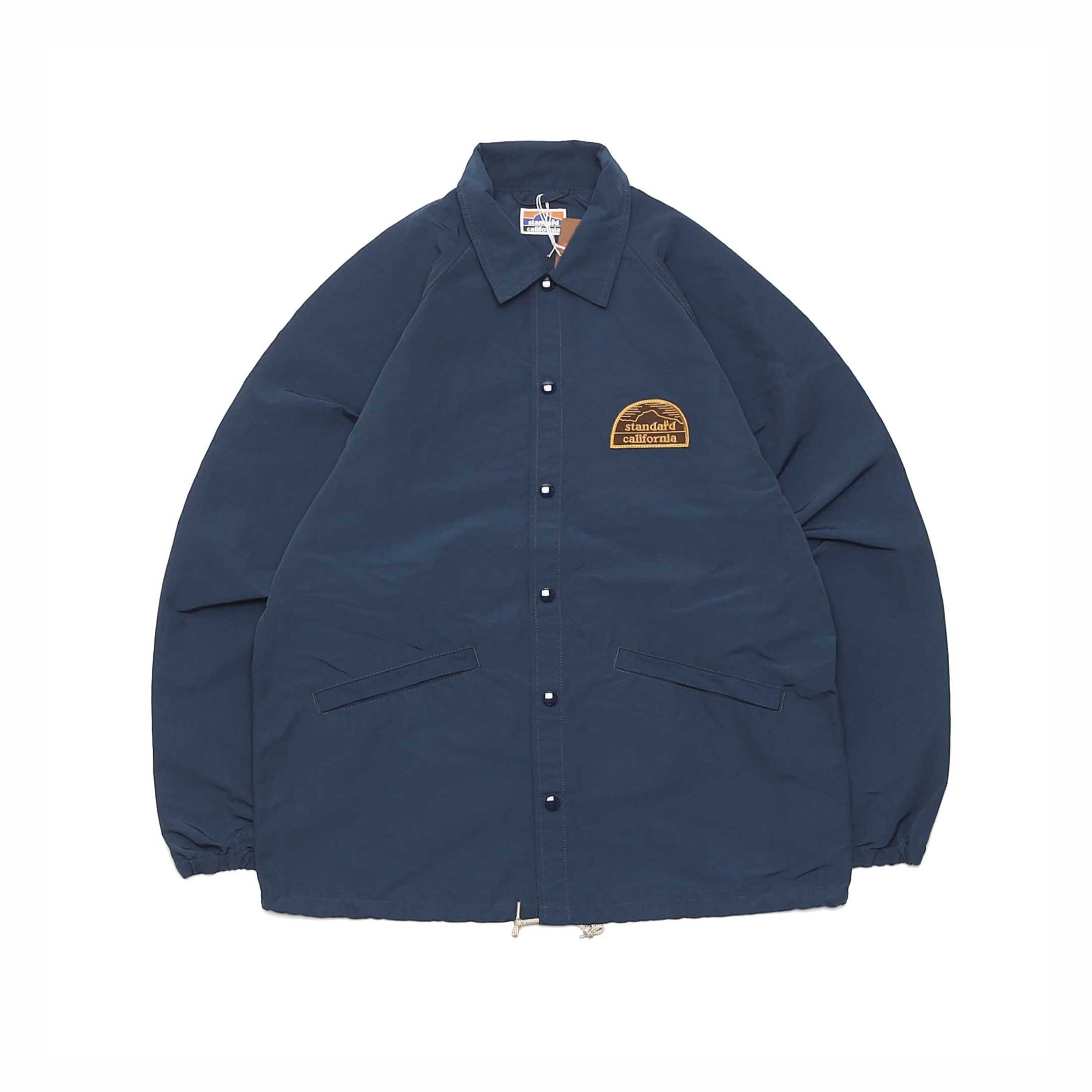 OUTDOOR LOGO PATCH COACH JACKET - NAVY